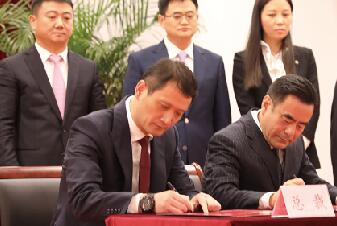 1540434131714080151.jpg 名品张尧志.jpg