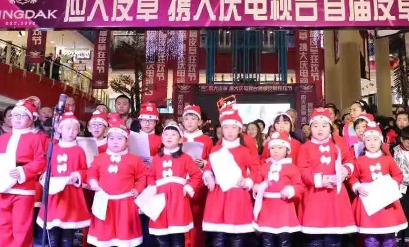 1482974608704084696.jpg 圣诞小精灵.jpg